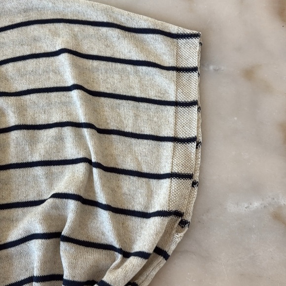 Max Studio Linen Blend Beige and Navy  Knit Top Sz L - Picture 8 of 9